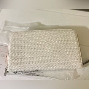 NWT Thirty One All About the Benjamins